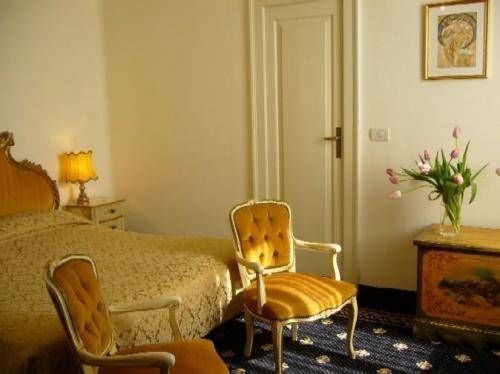 Hotel Byron Venedik-Lido Oda fotoğraf